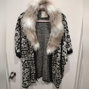 Altr'd State Women's Aztec Print Faux Fur Collar Slouchy Cardigan Sweater Sz M/L
